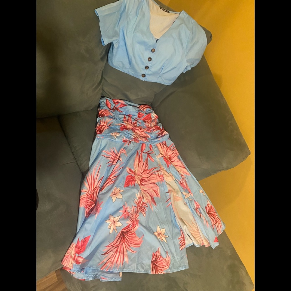 Two Piece Set - image 1